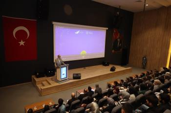 Üniversitemizde Rektör-Öğrenci Buluşması Yoğun İlgiyle Gerçekleştirildi